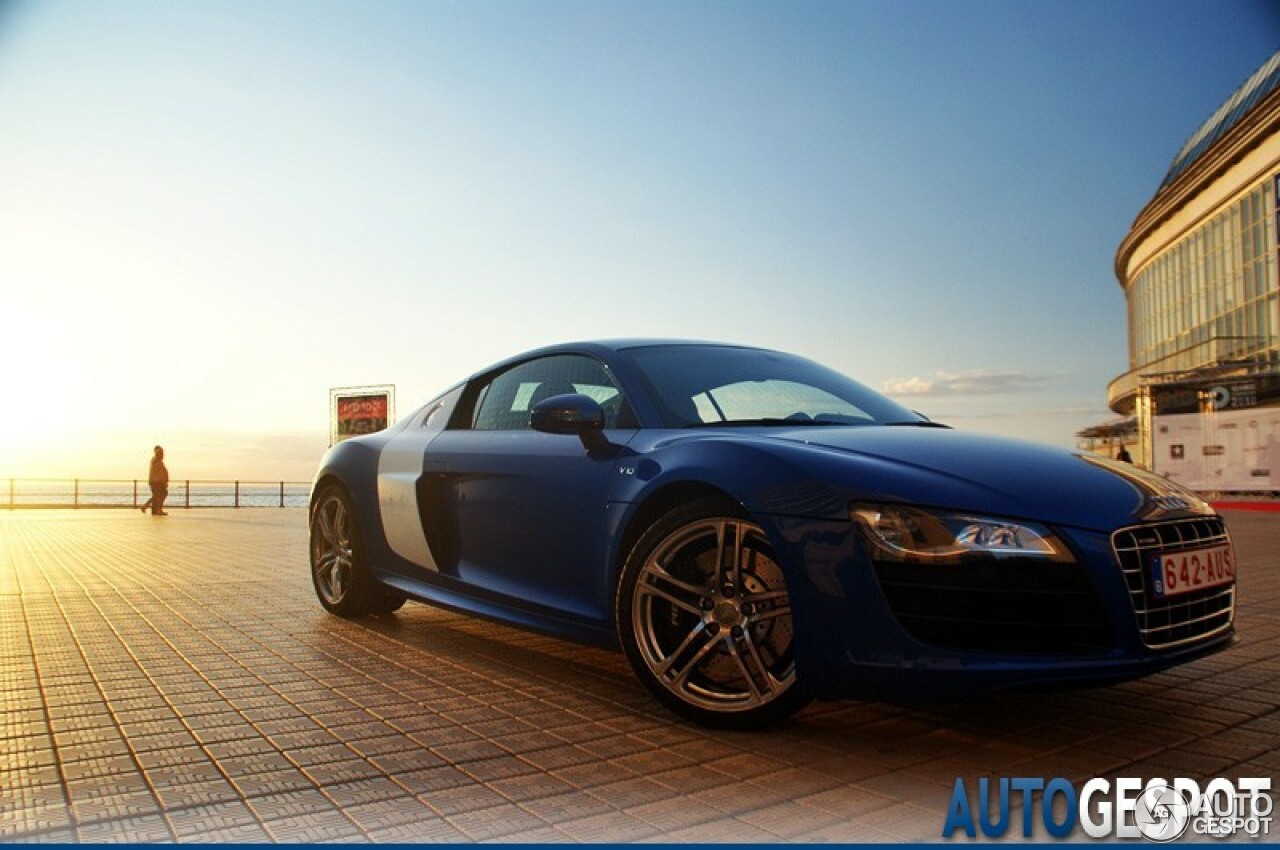 Audi R8 V10