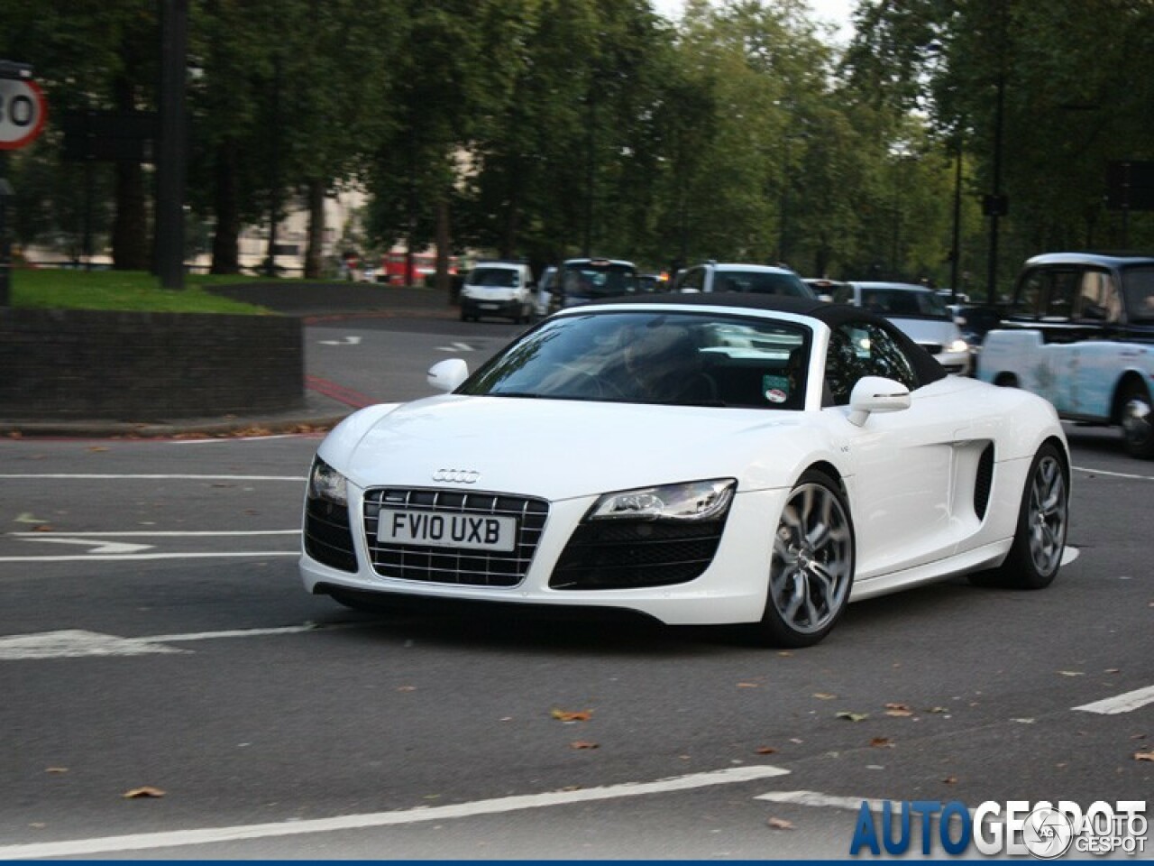 Audi R8 V10 Spyder