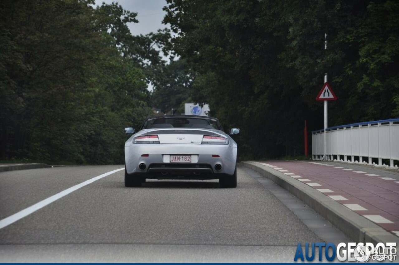 Aston Martin V8 Vantage N400 Roadster