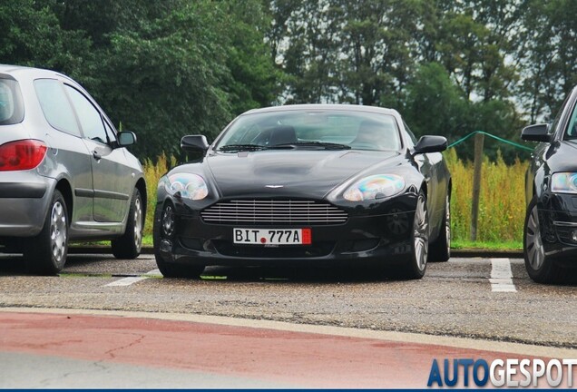 Aston Martin DB9