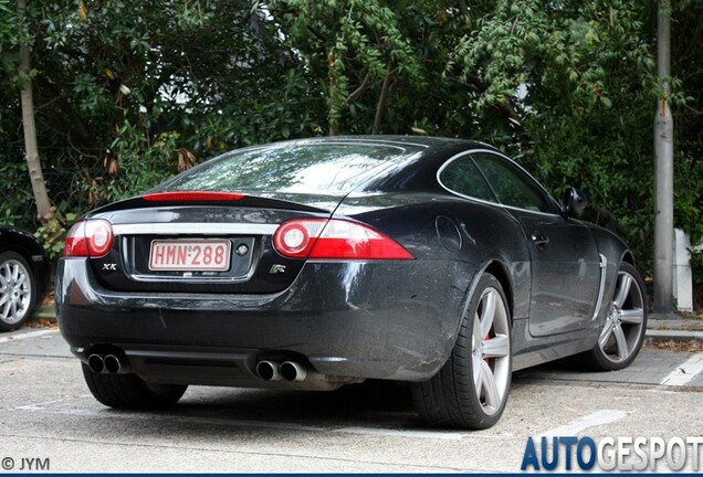 Jaguar XKR Portfolio