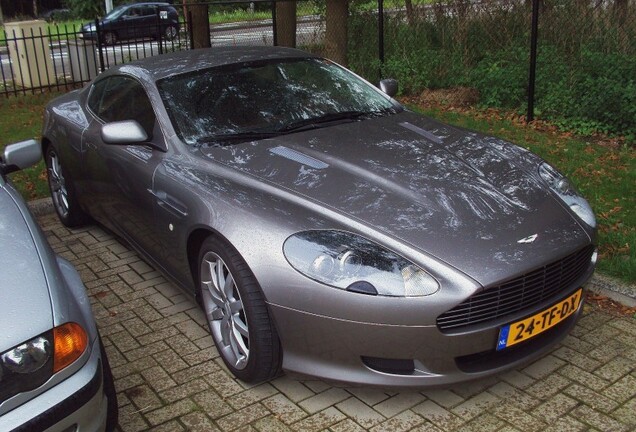 Aston Martin DB9