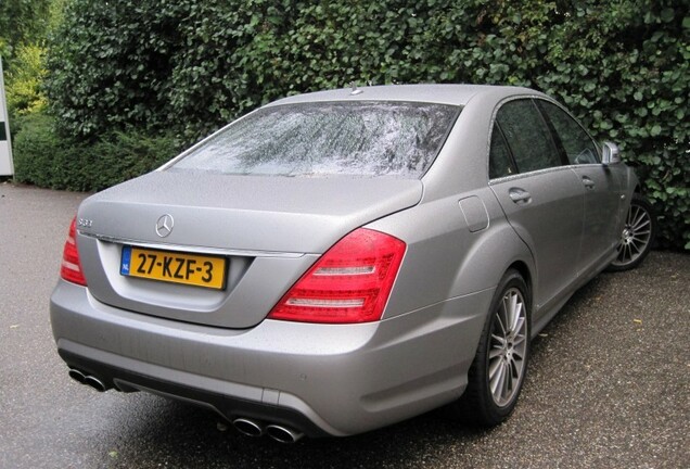 Mercedes-Benz S 63 AMG W221 2010