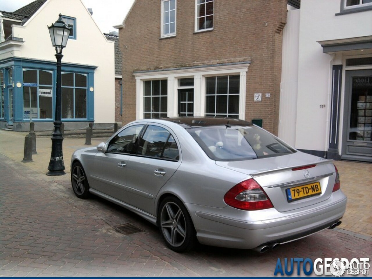 Mercedes-Benz E 63 AMG