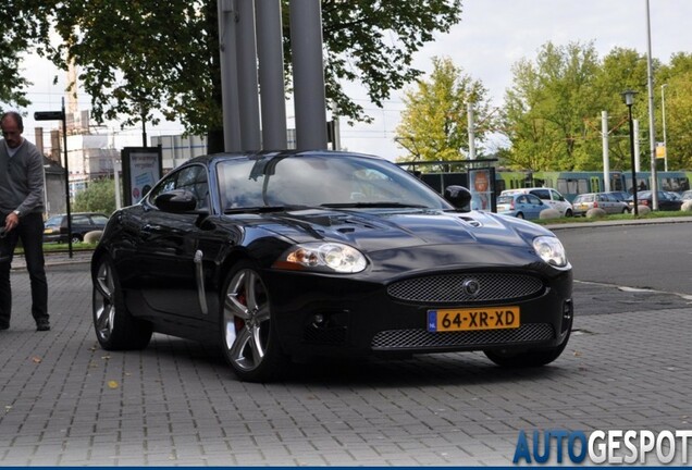 Jaguar XKR Portfolio