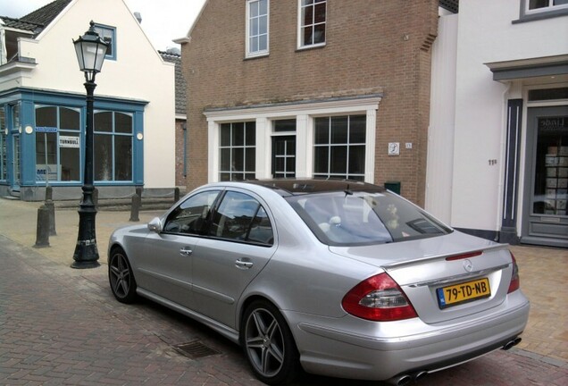 Mercedes-Benz E 63 AMG