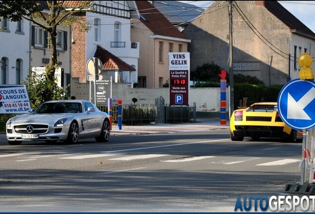 Mercedes-Benz SLS AMG