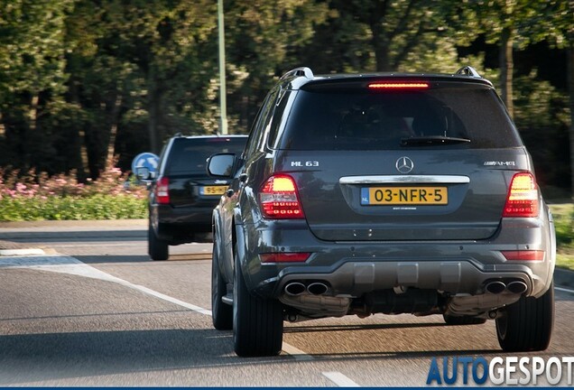 Mercedes-Benz ML 63 AMG 10th Anniversary