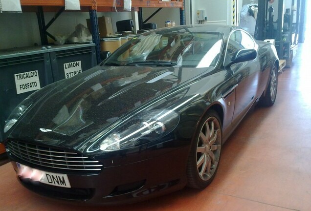 Aston Martin DB9