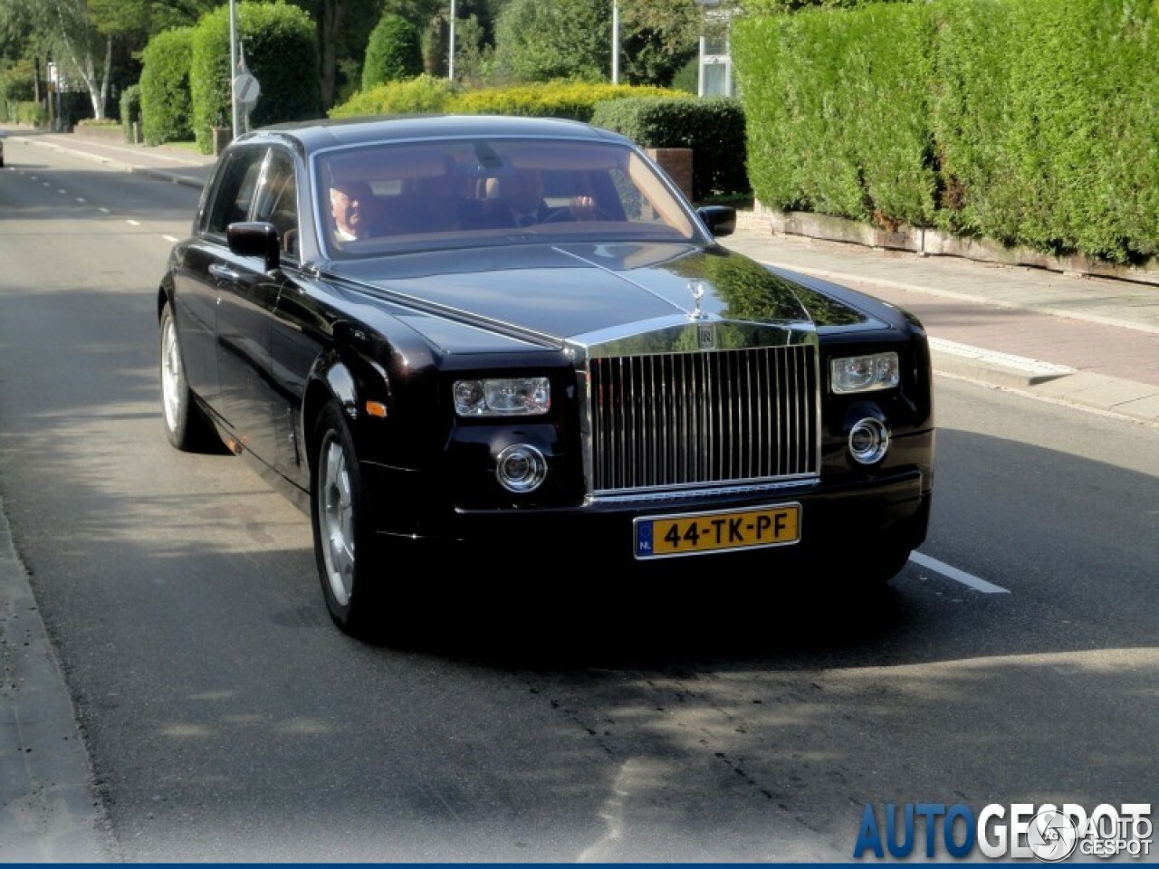 Rolls-Royce Phantom EWB