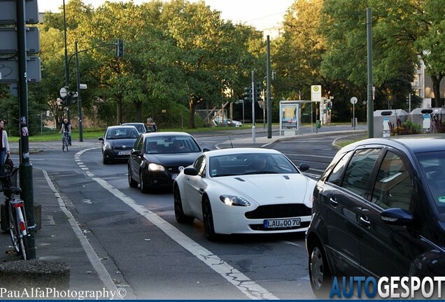 Aston Martin V8 Vantage