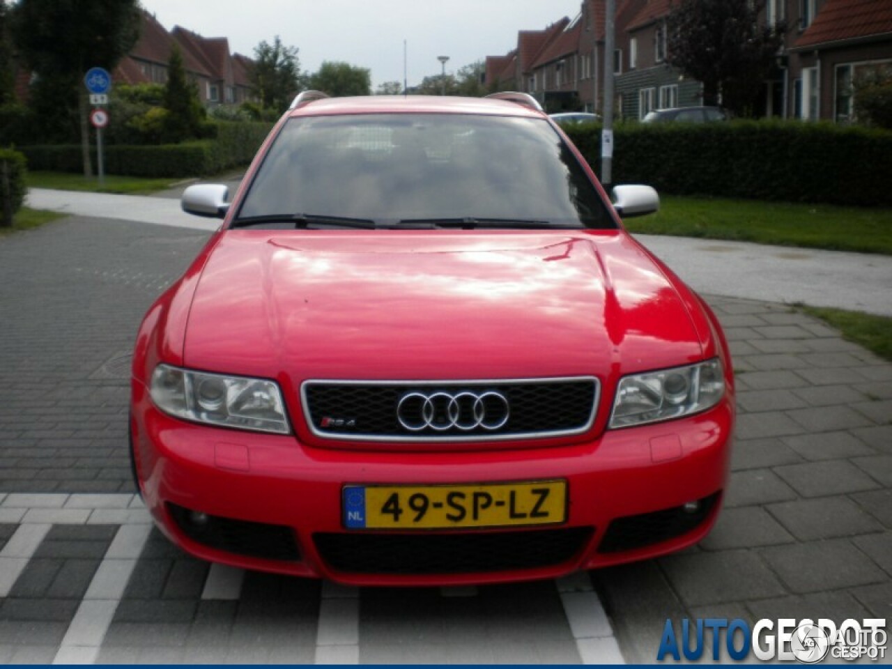 Audi RS4 Avant B5