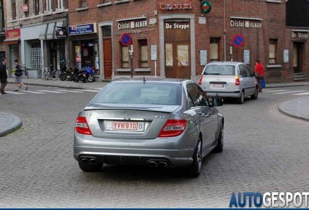 Mercedes-Benz C 63 AMG W204