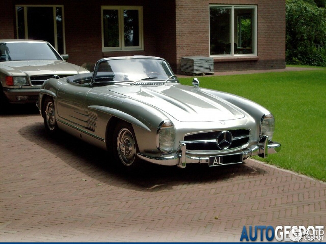 Mercedes-Benz 300SL Roadster