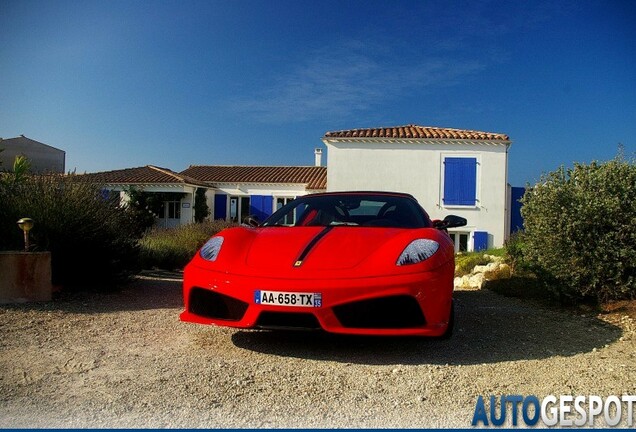 Ferrari Scuderia Spider 16M