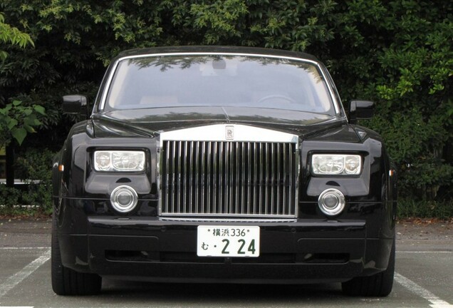 Rolls-Royce Phantom EWB