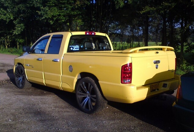 Dodge RAM SRT-10 Quad-Cab Yellow Fever Edition