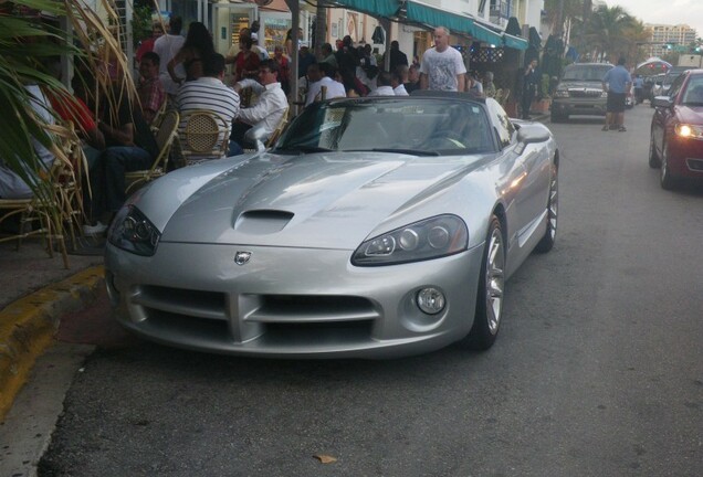 Dodge Viper SRT-10 Roadster 2003