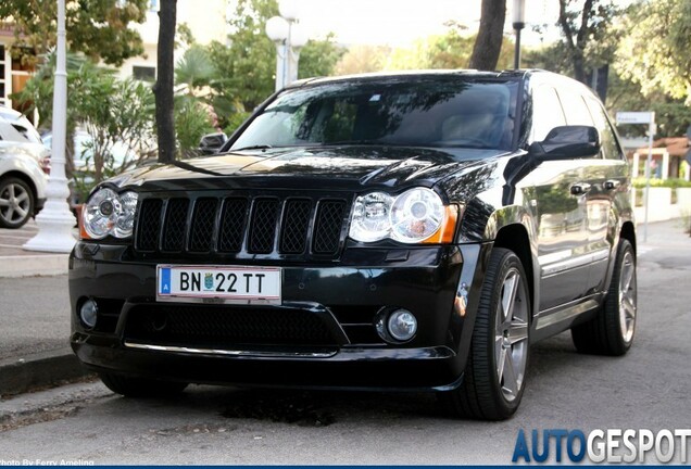 Jeep Grand Cherokee SRT-8 2005