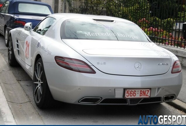 Mercedes-Benz SLS AMG