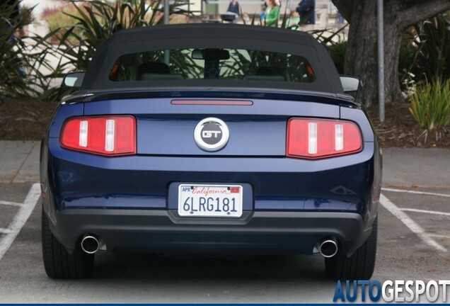 Ford Mustang GT Convertible 2010