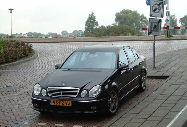 Mercedes-Benz E 55 AMG