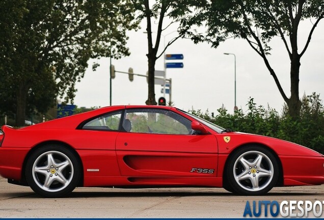 Ferrari F355 GTS