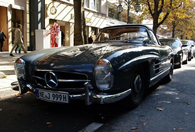 Mercedes-Benz 300SL Roadster