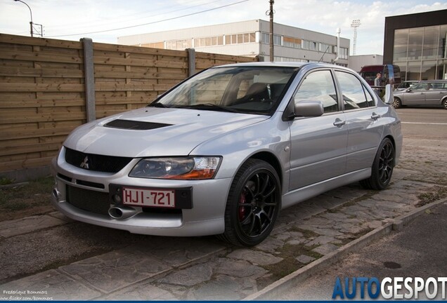 Mitsubishi Lancer Evolution IX