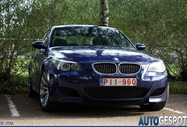 BMW M5 E60 2005