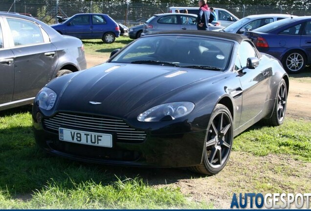 Aston Martin V8 Vantage Roadster