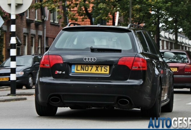 Audi RS4 Avant B7