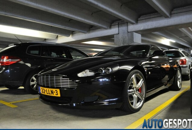 Aston Martin DB9