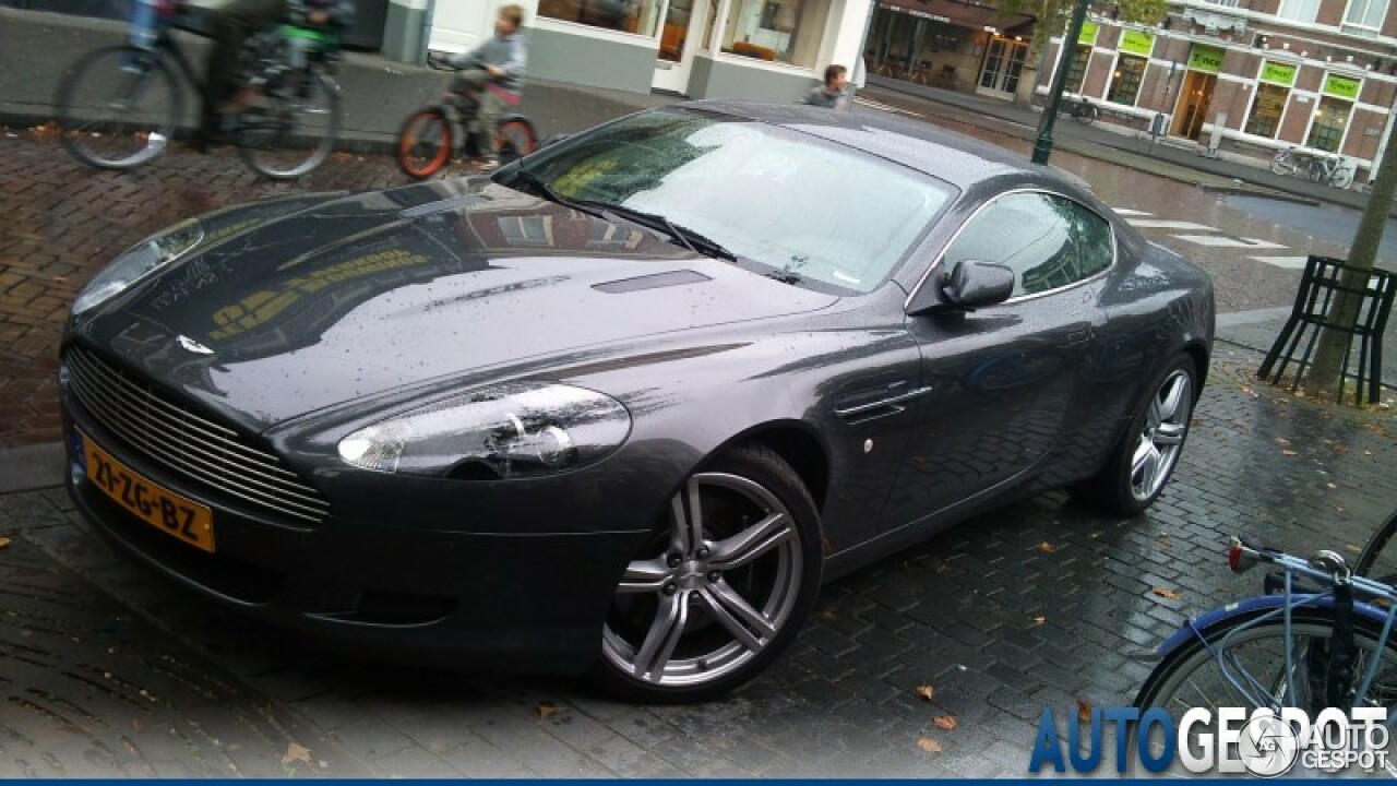 Aston Martin DB9