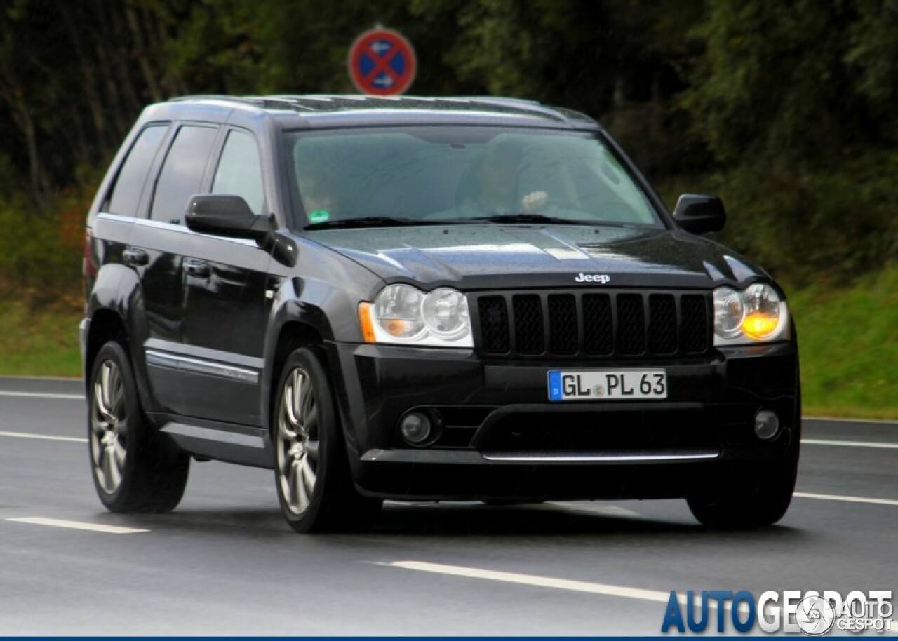 Jeep Grand Cherokee SRT-8 2005