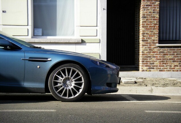 Aston Martin DB9