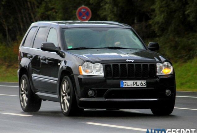 Jeep Grand Cherokee SRT-8 2005