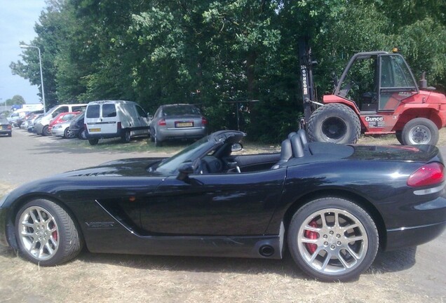 Dodge Viper SRT-10 Roadster 2003