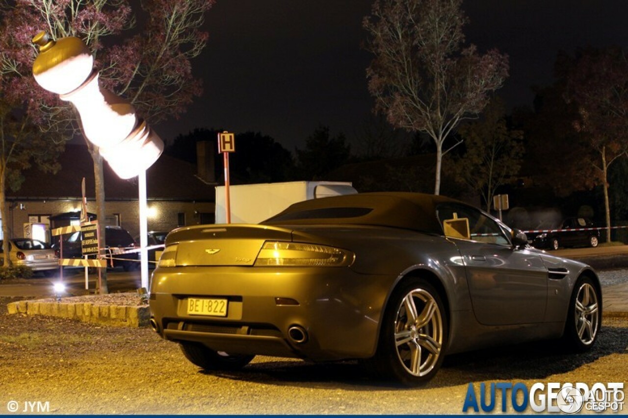 Aston Martin V8 Vantage Roadster