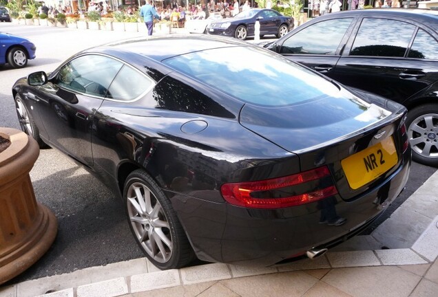 Aston Martin DB9