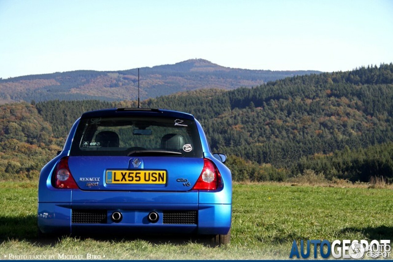 Renault Clio V6 Phase II