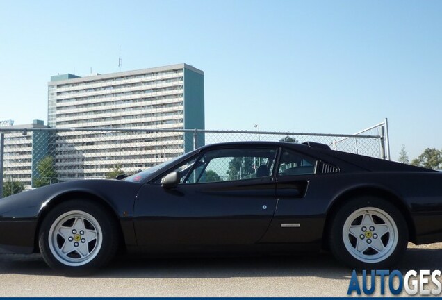 Ferrari 328 GTB