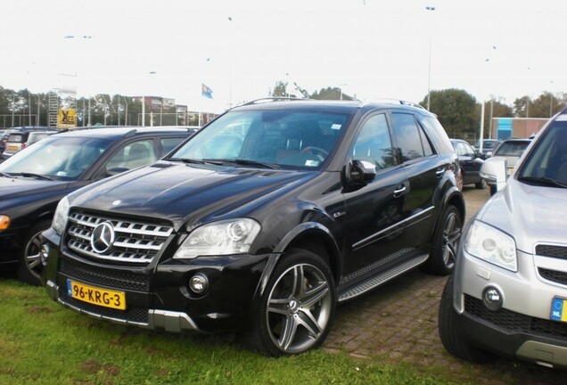 Mercedes-Benz ML 63 AMG 10th Anniversary