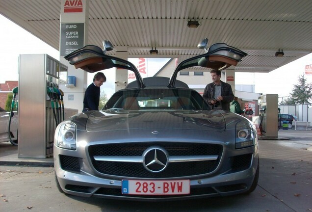 Mercedes-Benz SLS AMG