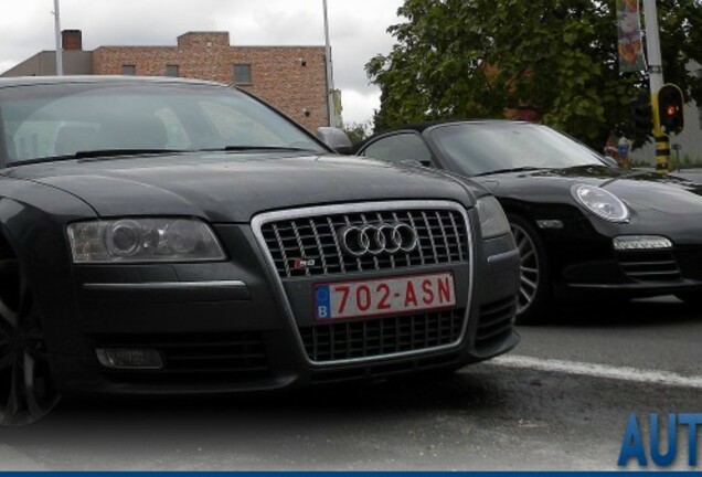 Audi S8 D3