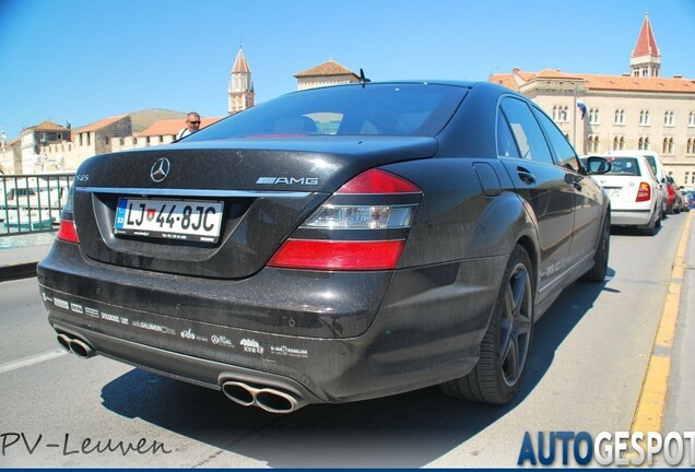 Mercedes-Benz S 65 AMG V221