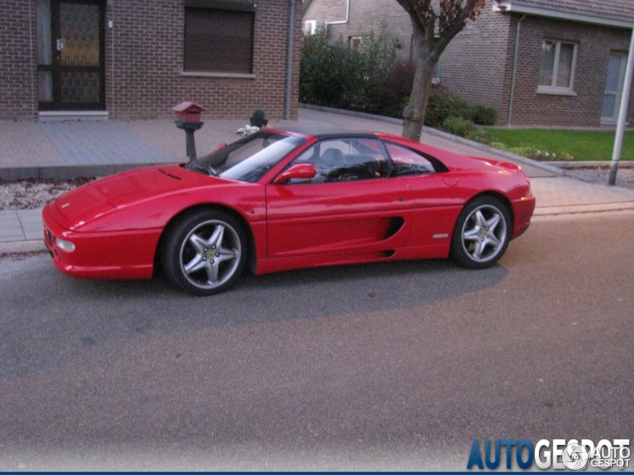 Ferrari F355 GTS