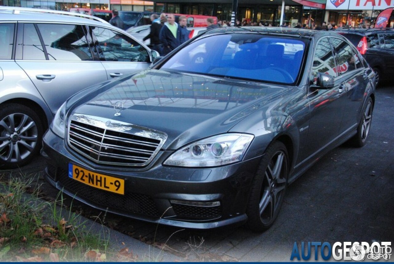 Mercedes-Benz S 65 AMG V221 2010