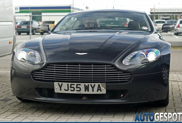 Aston Martin V8 Vantage