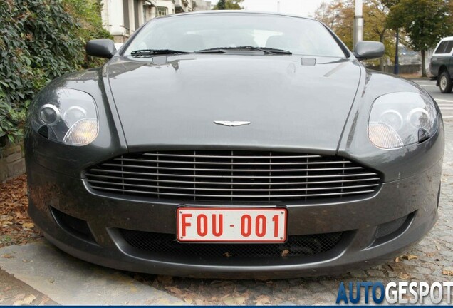 Aston Martin DB9